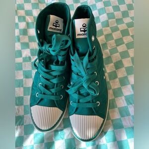 listing-status-banner